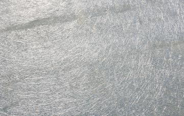 Hallew laminate fibreglass or shingles?